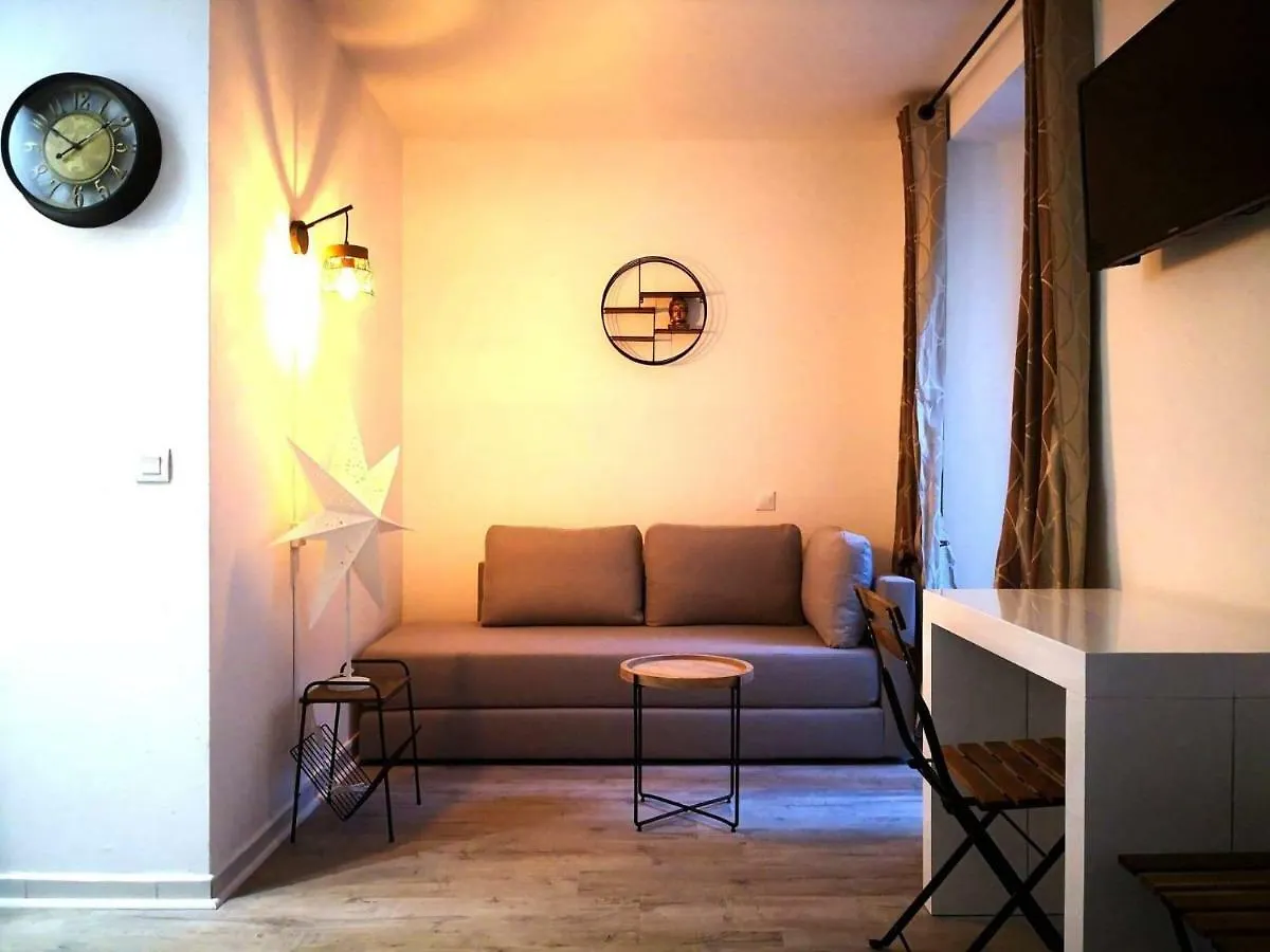 Carre Dor, Zone Pietonne, Studio Renove Au Calme Apartment Nice 0*,  France